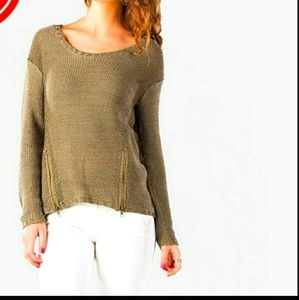 Francesca's Alya Size M Olive Zipper Sweat…